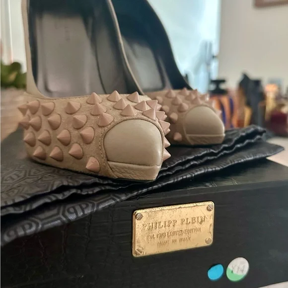 Philipp Plein Beige Studded Heels - Picture 2 of 7